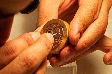 深圳劳力士手表维修服务中心地址