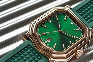 深圳劳力士手表镜面摔裂了维修多少钱